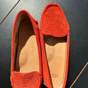UGG Orange Suede Claire Loafer Driving Flats Moccasins SZ 7.5 Tangerine